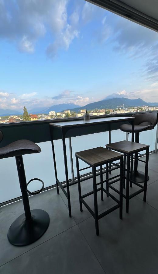 Luxueux Appartement T4 - Lac 5 Min - Parkings Privatifs - Vue Lac Et Montagne Annecy Zewnętrze zdjęcie