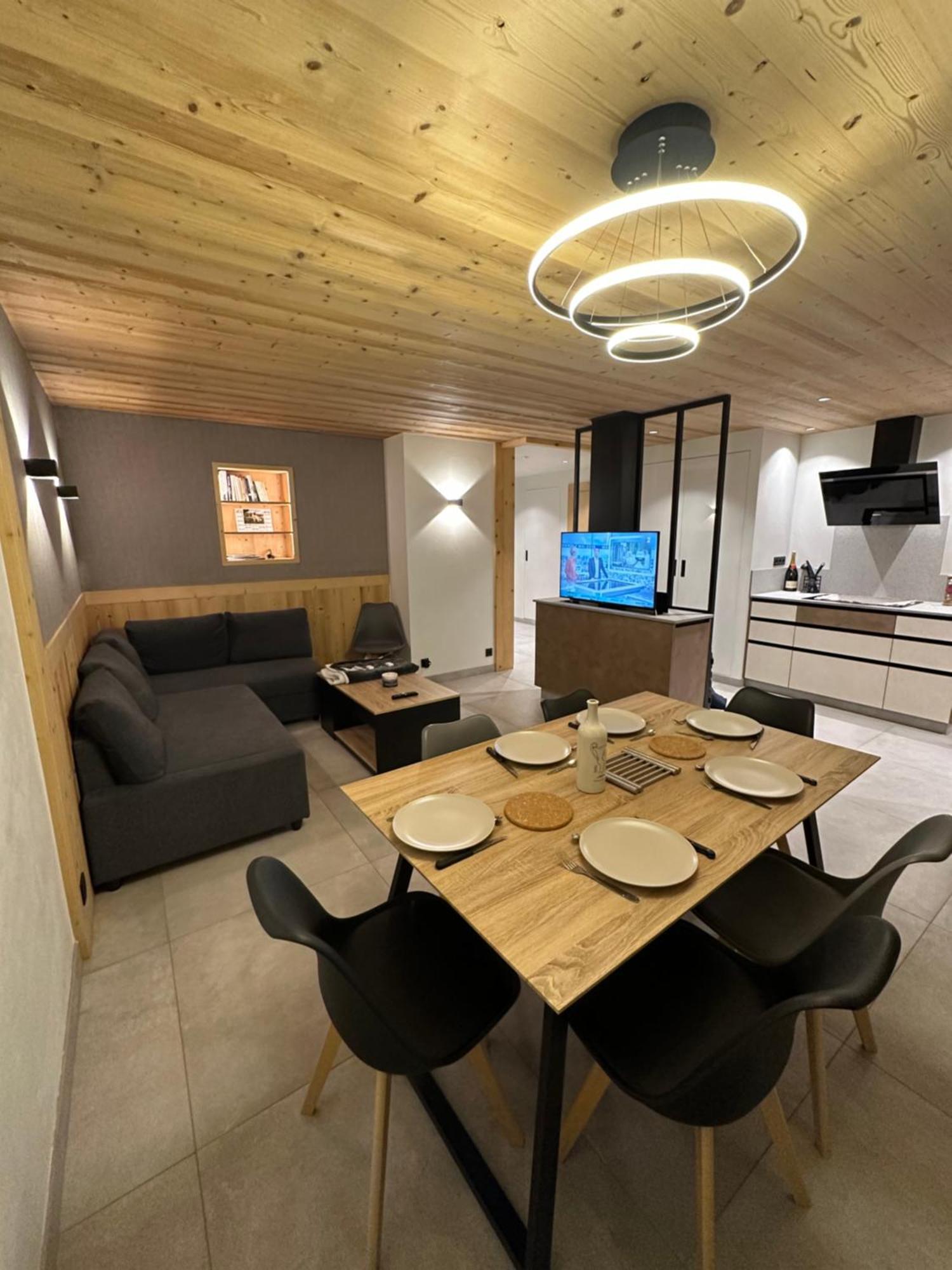 Luxueux Appartement T4 - Lac 5 Min - Parkings Privatifs - Vue Lac Et Montagne Annecy Zewnętrze zdjęcie