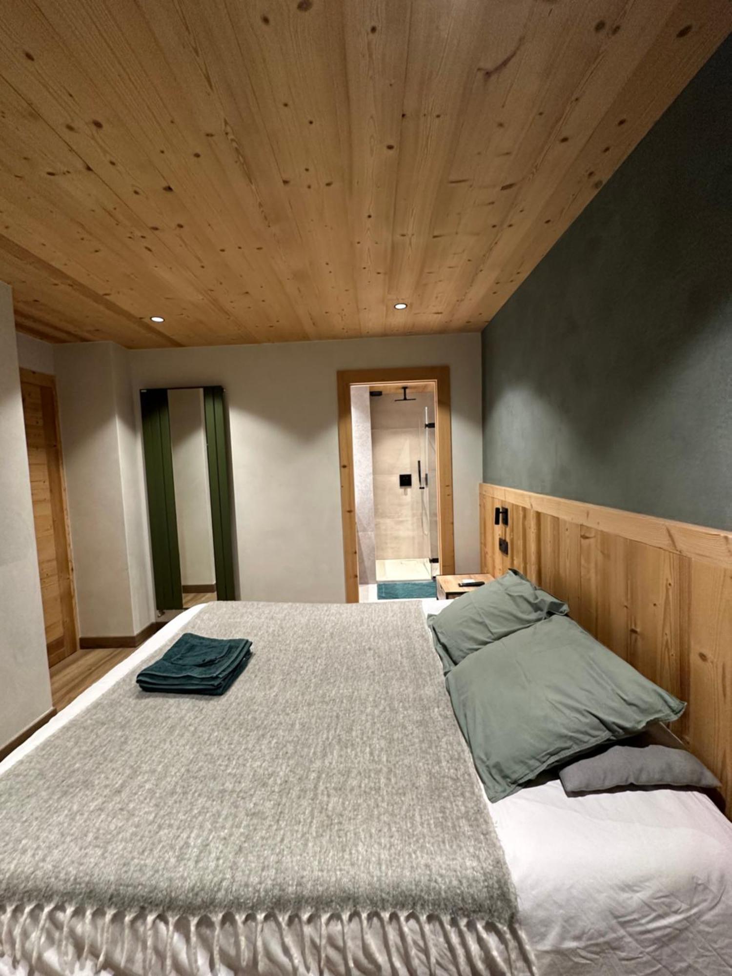 Luxueux Appartement T4 - Lac 5 Min - Parkings Privatifs - Vue Lac Et Montagne Annecy Zewnętrze zdjęcie